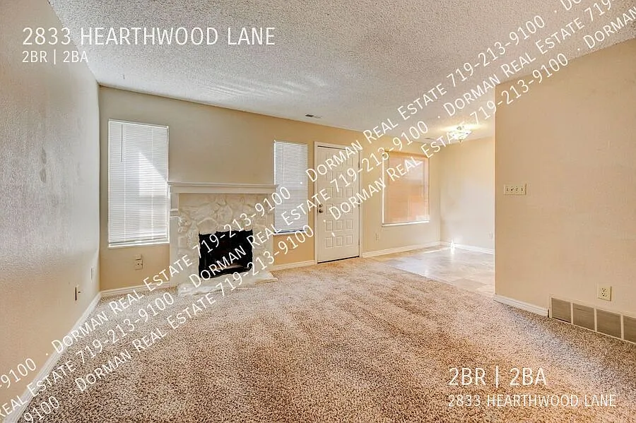 2-Story Townhome! — Photo 4