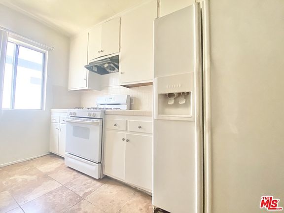 4th image of 12621 Pacific Ave #8A