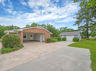 2704 Forrest Dr, Kinston, NC 28504