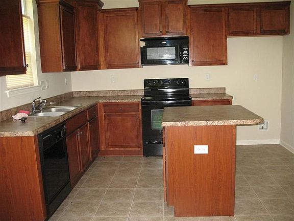 3rd image of 4907 Saddlehorn Dr