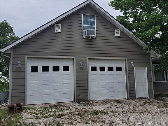 2nd image of 26433 Niagra Dr