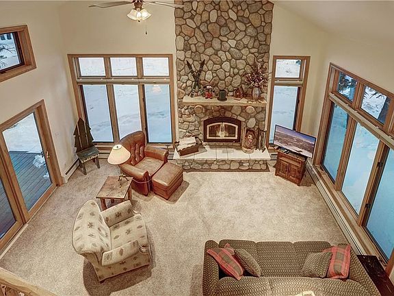 4th image of 220 Wilderness Dr