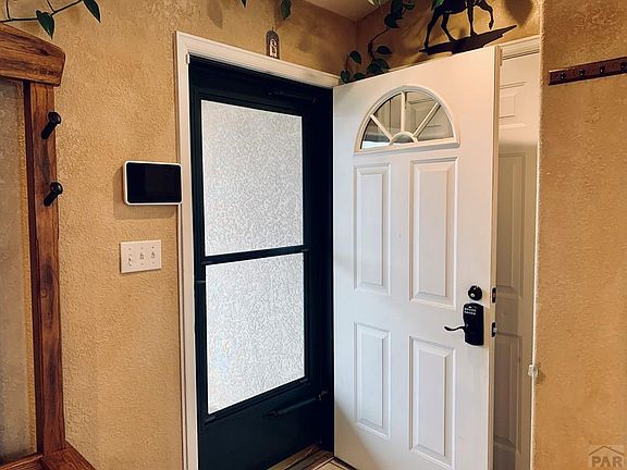 2nd image of 5105 Manor Ridge Dr