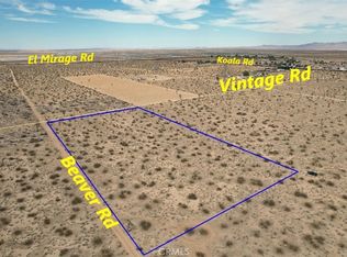 38 Beaver Rd, Adelanto, CA 92301