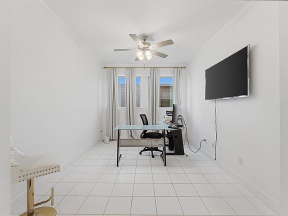 4th image of 3108 Bluff Creek Dr