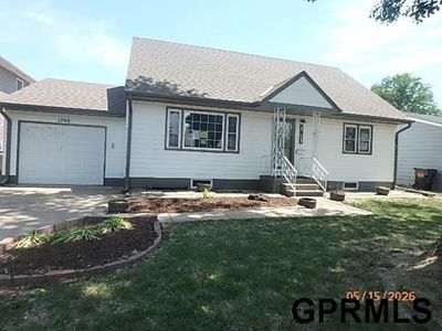 1740 Mayfair Ave, Fremont, NE, 68025
