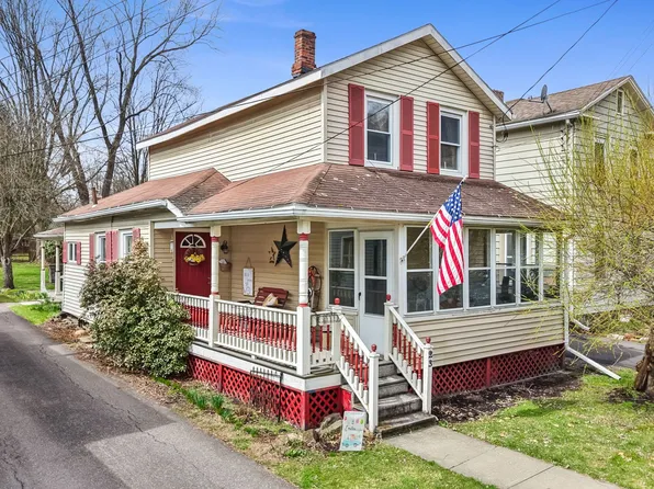 23 John St, Owego, NY 13827