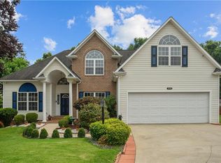 4506 Stimpson Ridge Dr, Pfafftown, NC 27040