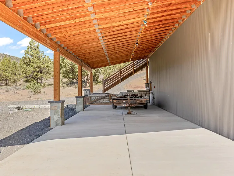 10242 SE Sundown Ln — Photo 27