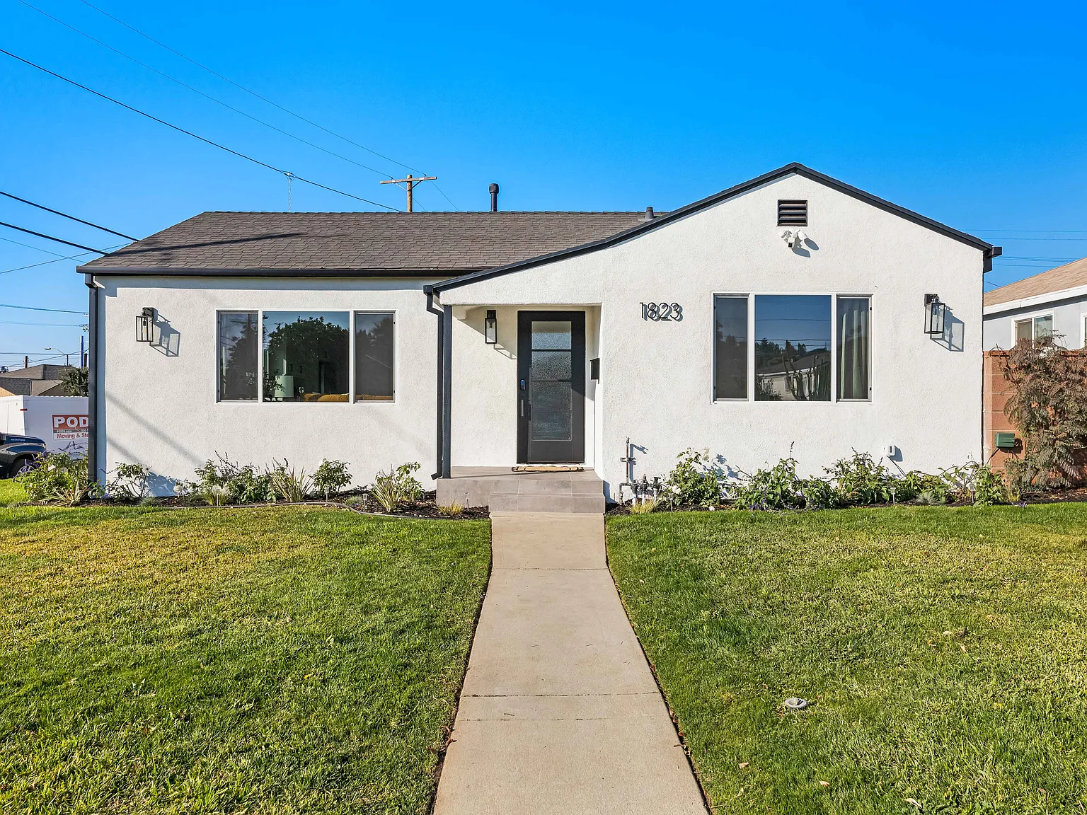 3 bed, 1200 sqft, $4,464 — Photo 3