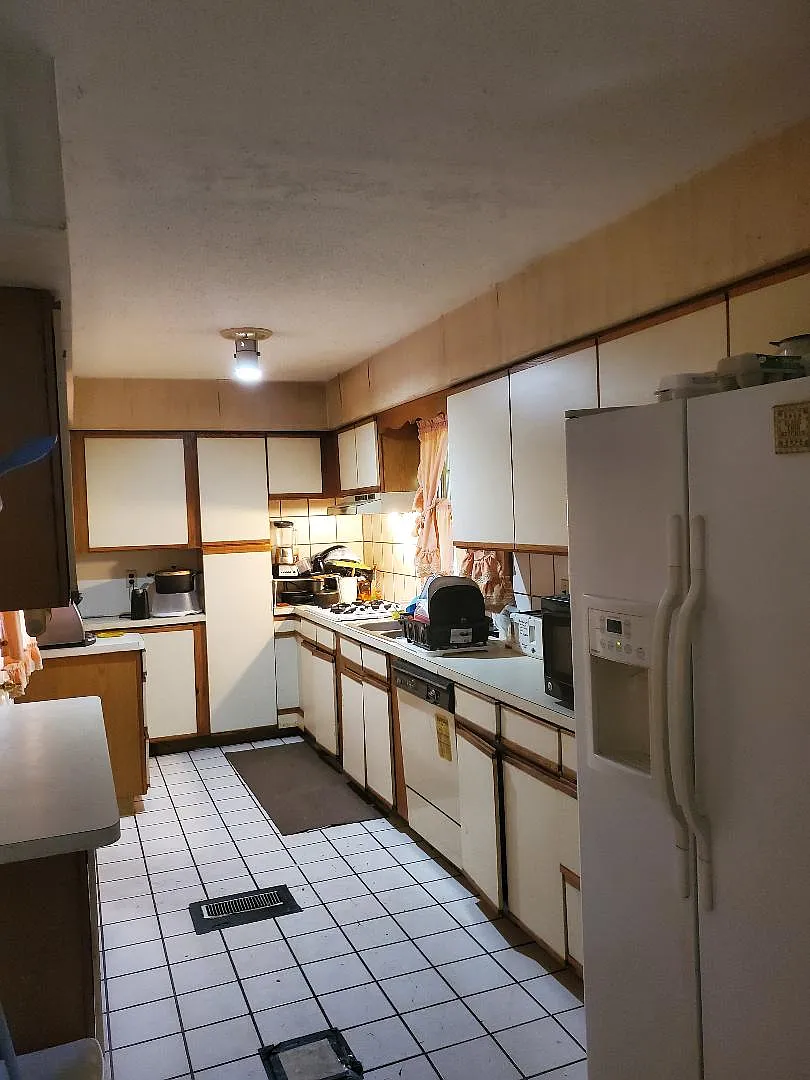 3 bed, 1900 sqft, $600 — Photo 2