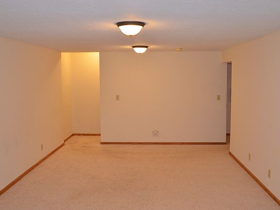 5th image of 3585 Mississippi Dr NW