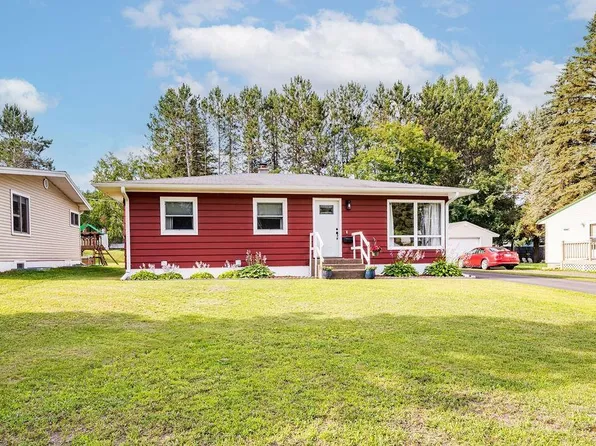 1204 Dewey Ave, Cloquet, MN 55720