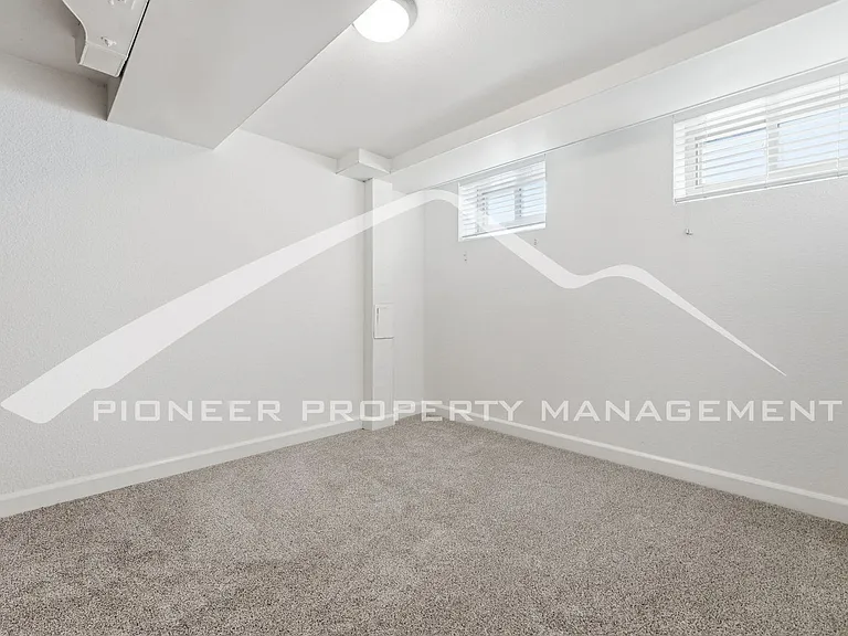 4717 W 31st Ave — Photo 18