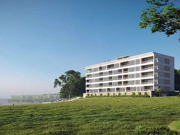 2nd image of 5605 W Lake Rd #125