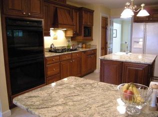 8430 Mackall Rd, Saint Leonard, MD 20685