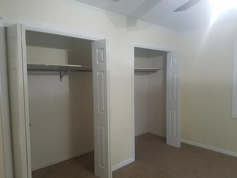 101 Montgomery Dr — Photo 3