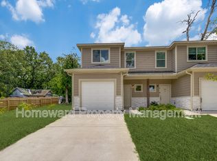 707 S 6th St #1, Bonham, TX 75418