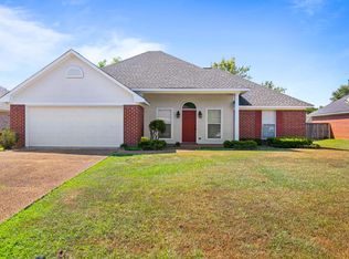 721 Prominence Dr, Flowood, MS 39232