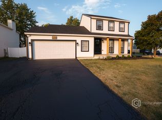 298 Eagle Creek Dr, Round Lake Beach, IL