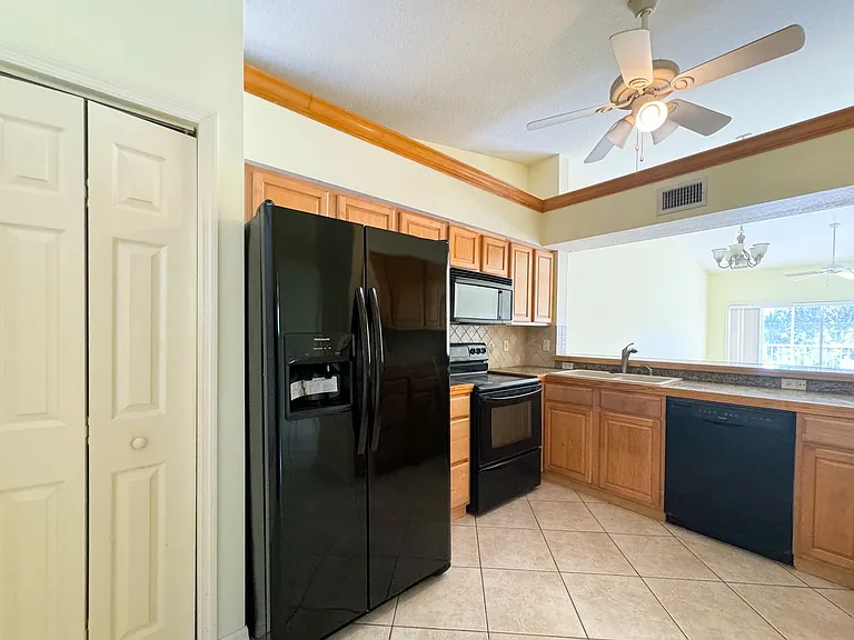 3250 Cypress Glen Way #424 — Photo 15
