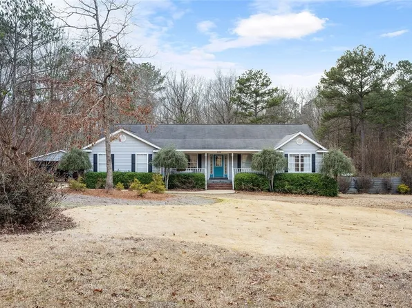 3102 Deer Run St, Opelika, AL 36804