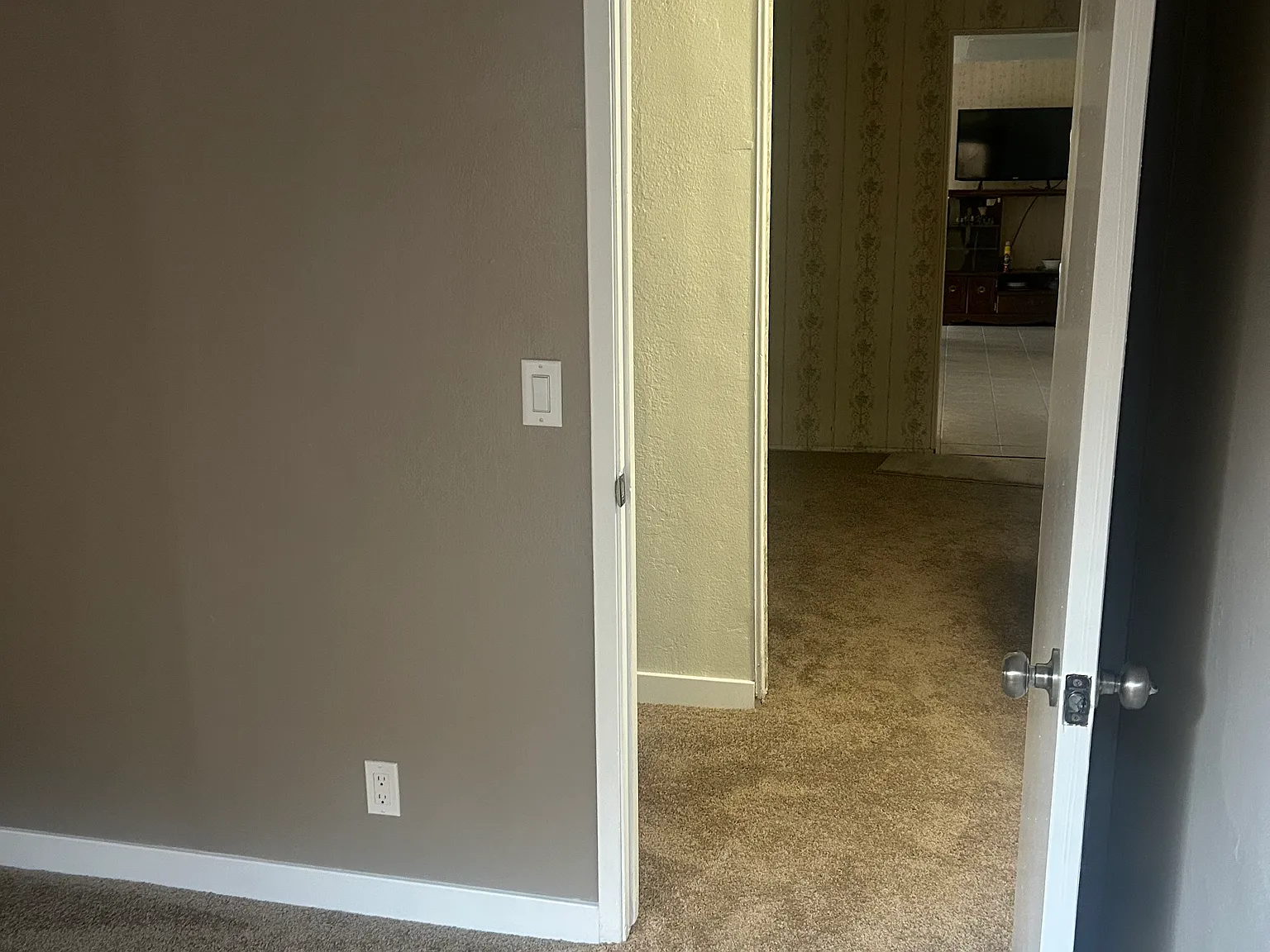 4 bed, 1995 sqft, $1,200 — Photo 4