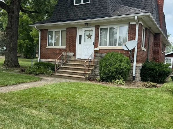 328 Chaney Ave, Crest Hill, IL 60403