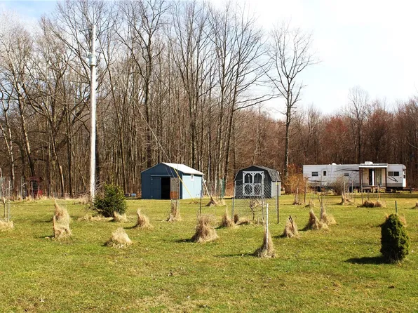 2160 Election House Rd, Cochranton, PA 16314