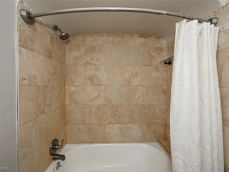 3699 Bainbridge Rd — Photo 31