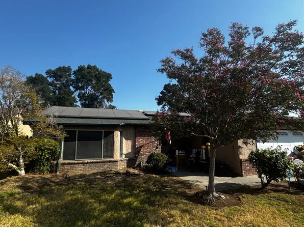 5252 W Holland Ave, Fresno, CA 93722