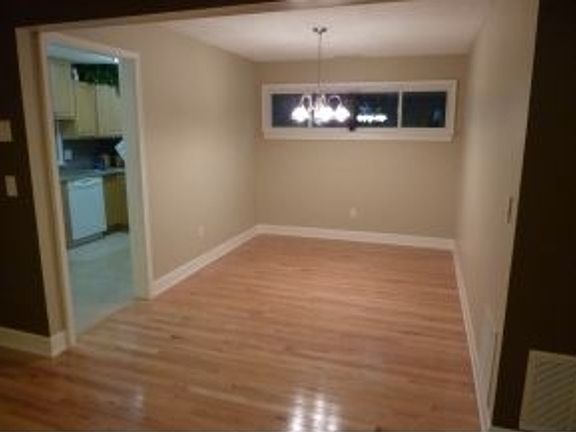 5th image of 111 Coburn Ave #121