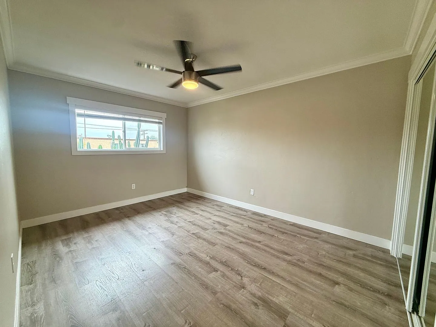 2 bed, 850 sqft, $2,099 — Photo 4