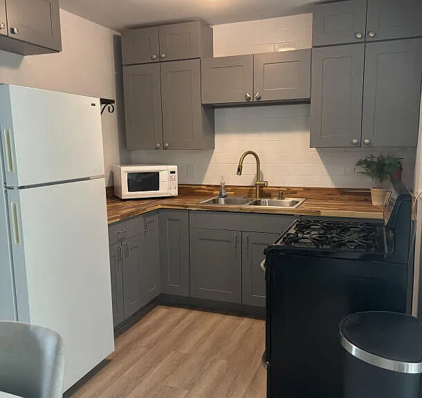 354 Manchester St — Photo 4
