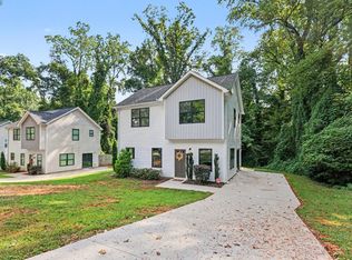2908 Burgess Dr, Charlotte, NC 28208