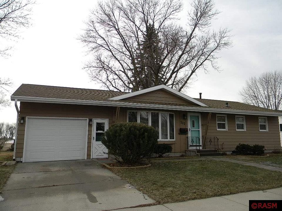 117 Southdale St Se Sleepy Eye Mn 56085 Zillow