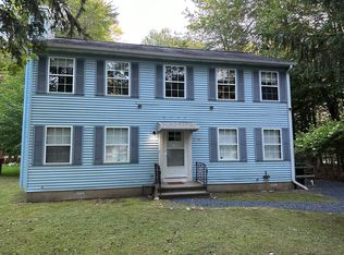 3530 Peak Dr, Tobyhanna, PA