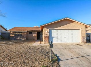 6332 Woodbury Ave, Las Vegas, NV 89103