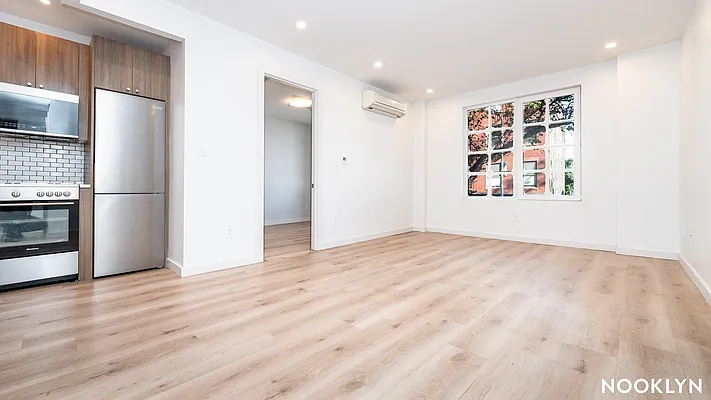 Rented by Nooklyn NYC LLC | media 25