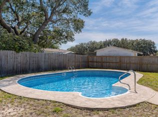 12 11th St, Shalimar, FL 32579