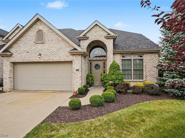 603 Prestwick Ct, Columbiana, OH 44408