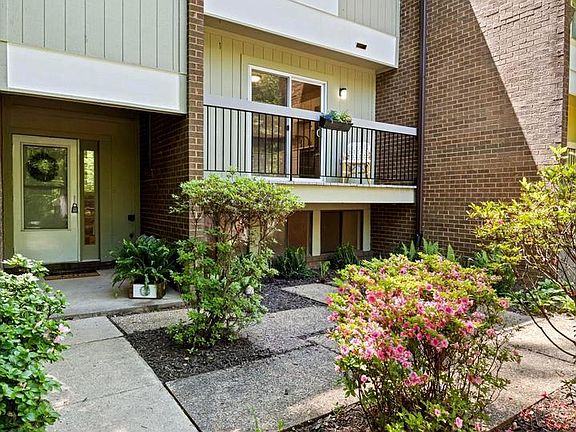 4th image of 12001 Insha Ct