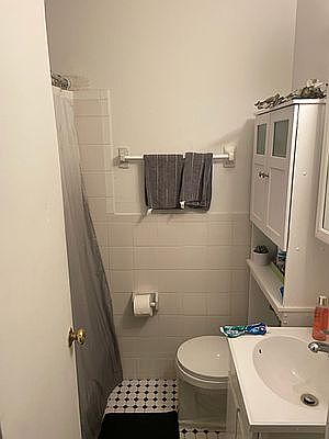 5th image of 223 E 82nd St Front 1