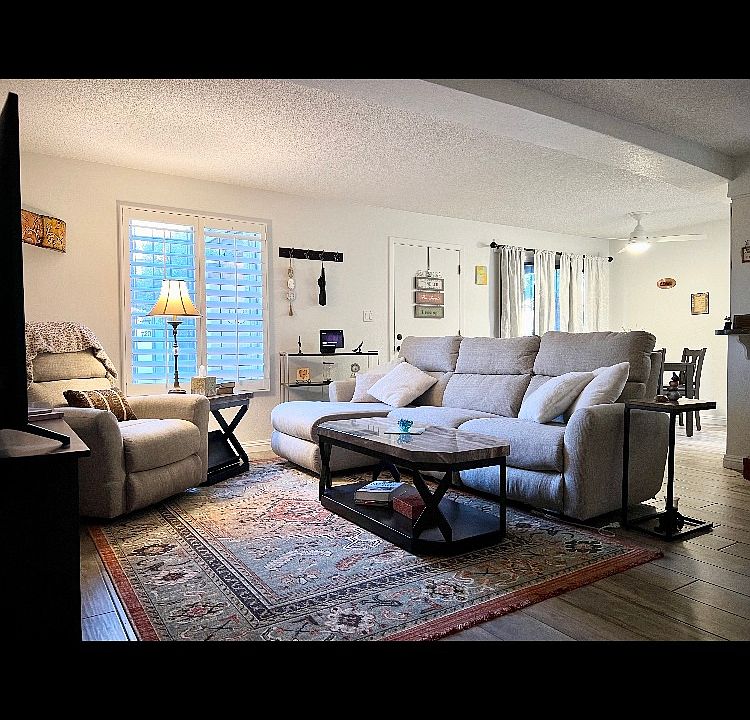 1st image of 714 E Eugie Ave
