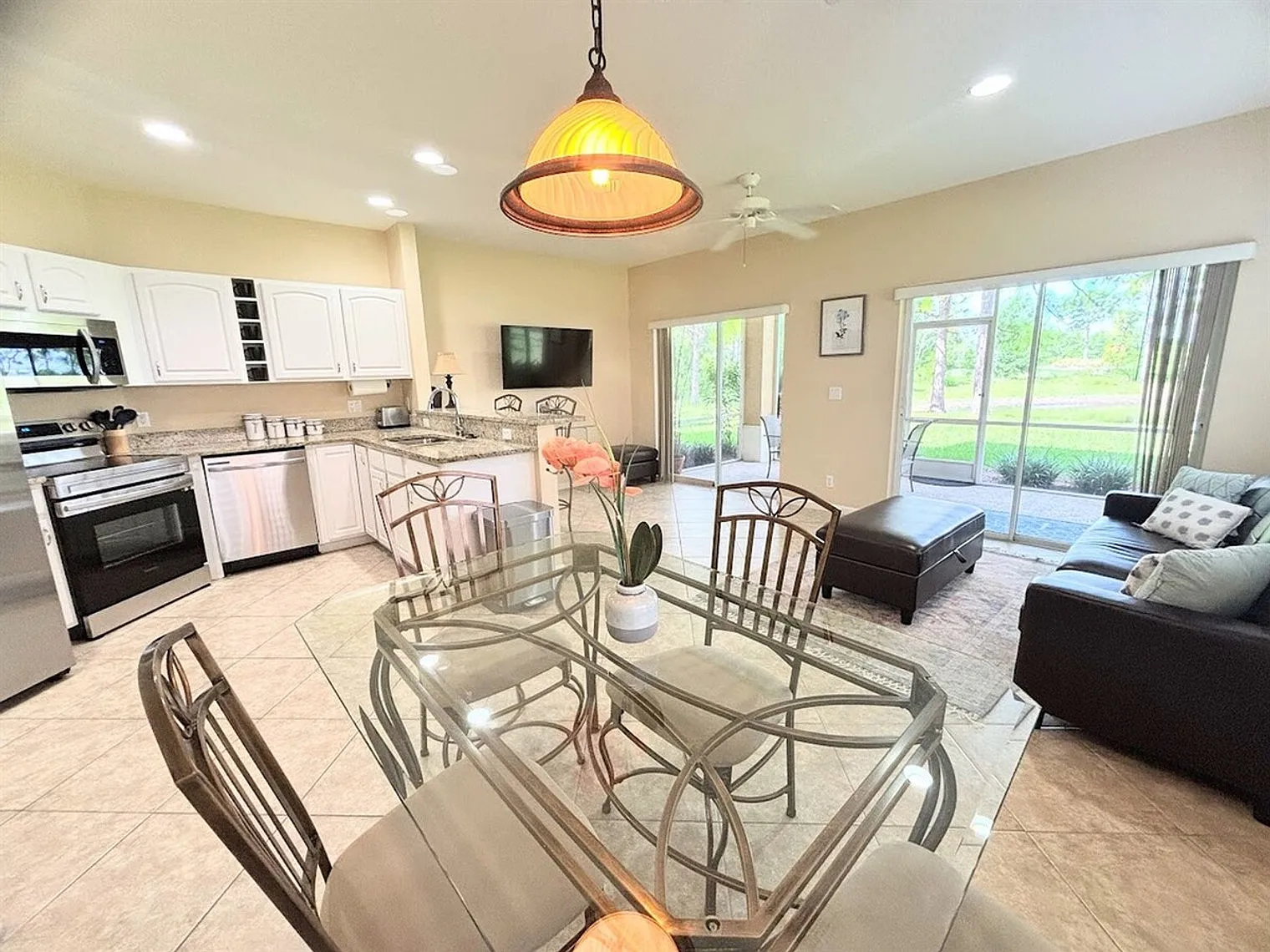 1 bed, 1.5 bath, $2,672 — Photo 4