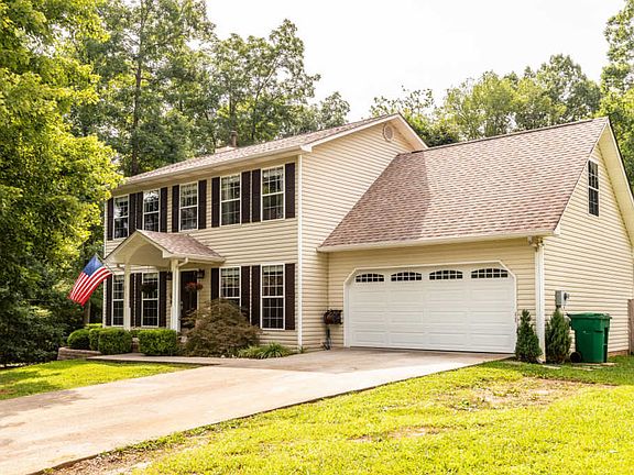 2nd image of 738 Curley Ln