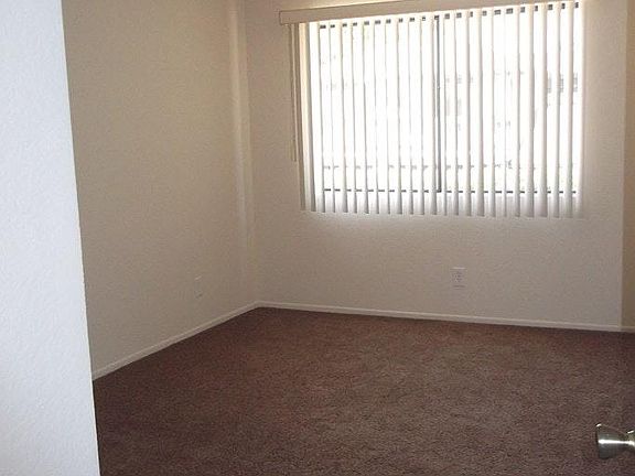 3rd image of 760 E Route 66 APT 29