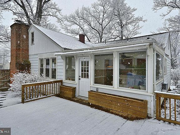 Winter time deck