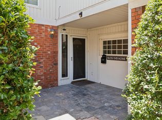2956 Woodcroft Cir, Carrollton, TX 75006