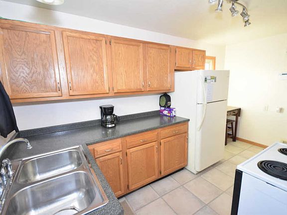 5th image of 3805 E Munkwitz Ave